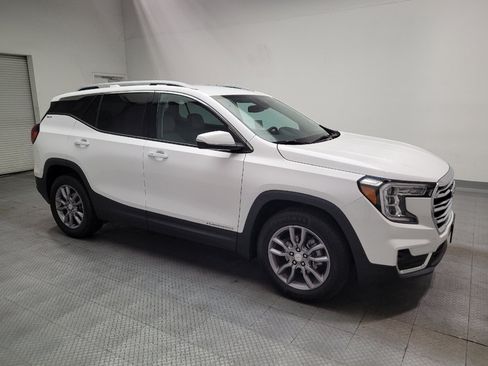 Used 2024 GMC Terrain SLT FWD image 11