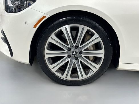 Used 2022 Mercedes-Benz E 450 4MATIC Sedan image 11