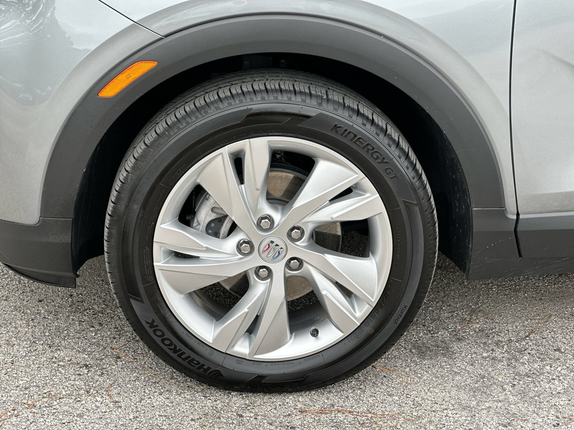 Used 2025 Buick Encore GX Preferred FWD image 32