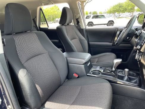 Used 2024 Toyota 4Runner TRD Off-Road AWD/4WD image 27