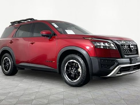 Used 2024 Nissan Pathfinder Rock Creek AWD/4WD image 3