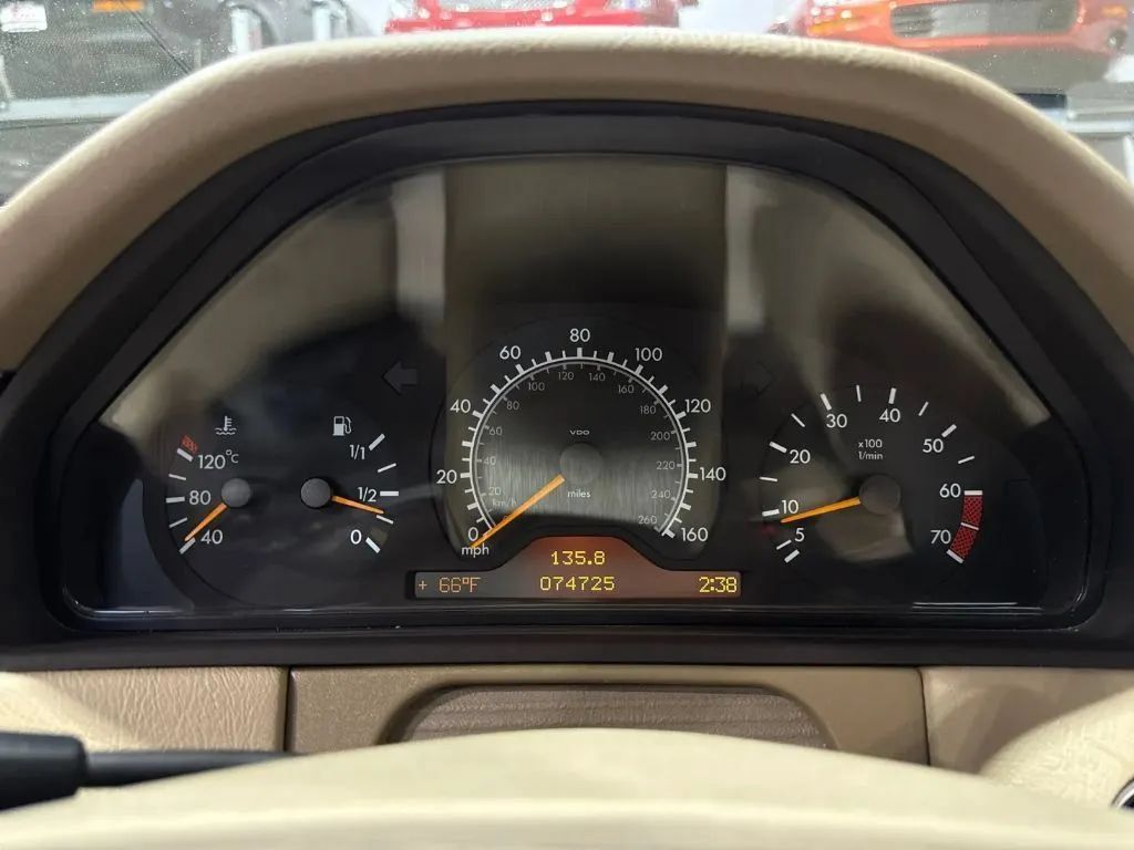 Used 1999 Mercedes-Benz E 320 Sedan image 17