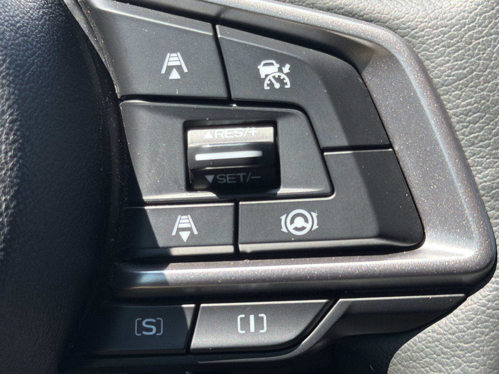Certified 2023 Subaru Forester Touring AWD/4WD image 29