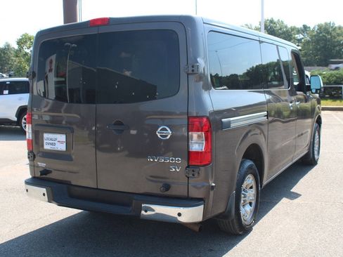 Used 2019 Nissan NV 3500 SV w/ Navigation Package image 14
