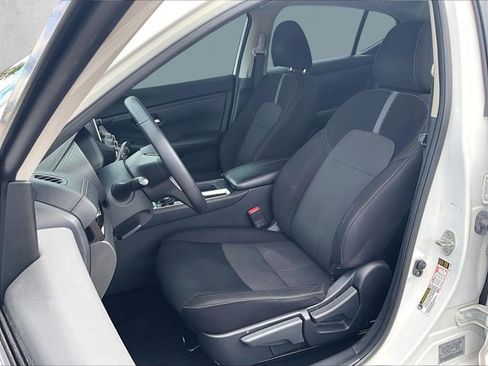 Used 2021 Nissan Sentra SV image 24