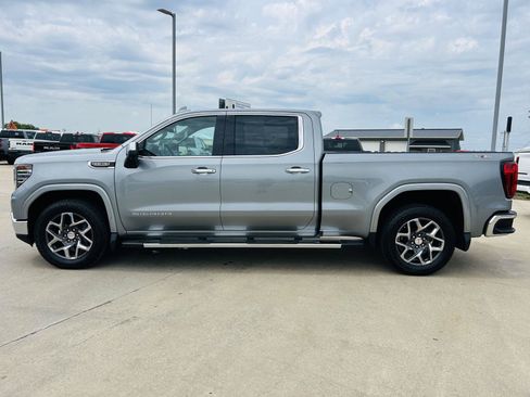 Used 2024 GMC Sierra 1500 SLT w/ SLT Premium Plus Package AWD/4WD image 41
