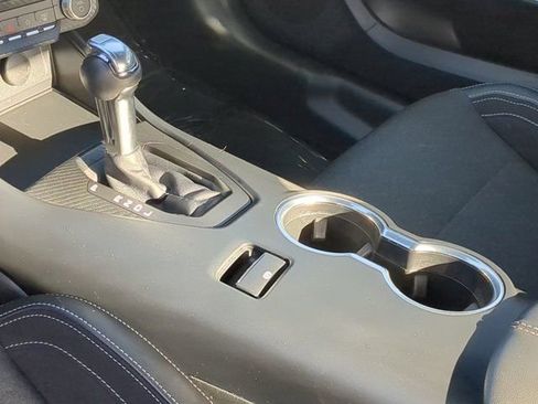 Used 2025 Ford Mustang Coupe RWD image 18