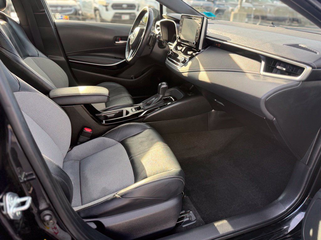 Used 2019 Toyota Corolla XSE FWD image 22