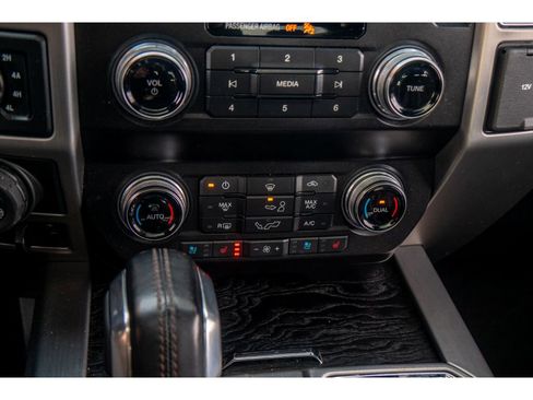 Used 2020 Ford F150 Platinum w/ Equipment Group 701A Luxury image 24