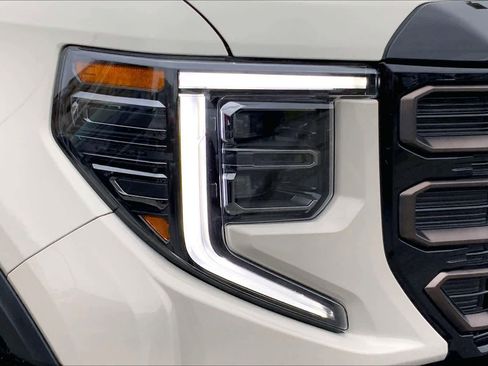 Used 2026 GMC Sierra 1500 AT4X image 25