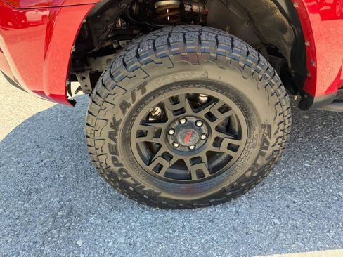 Used 2016 Toyota 4Runner Trail Premium AWD/4WD image 36