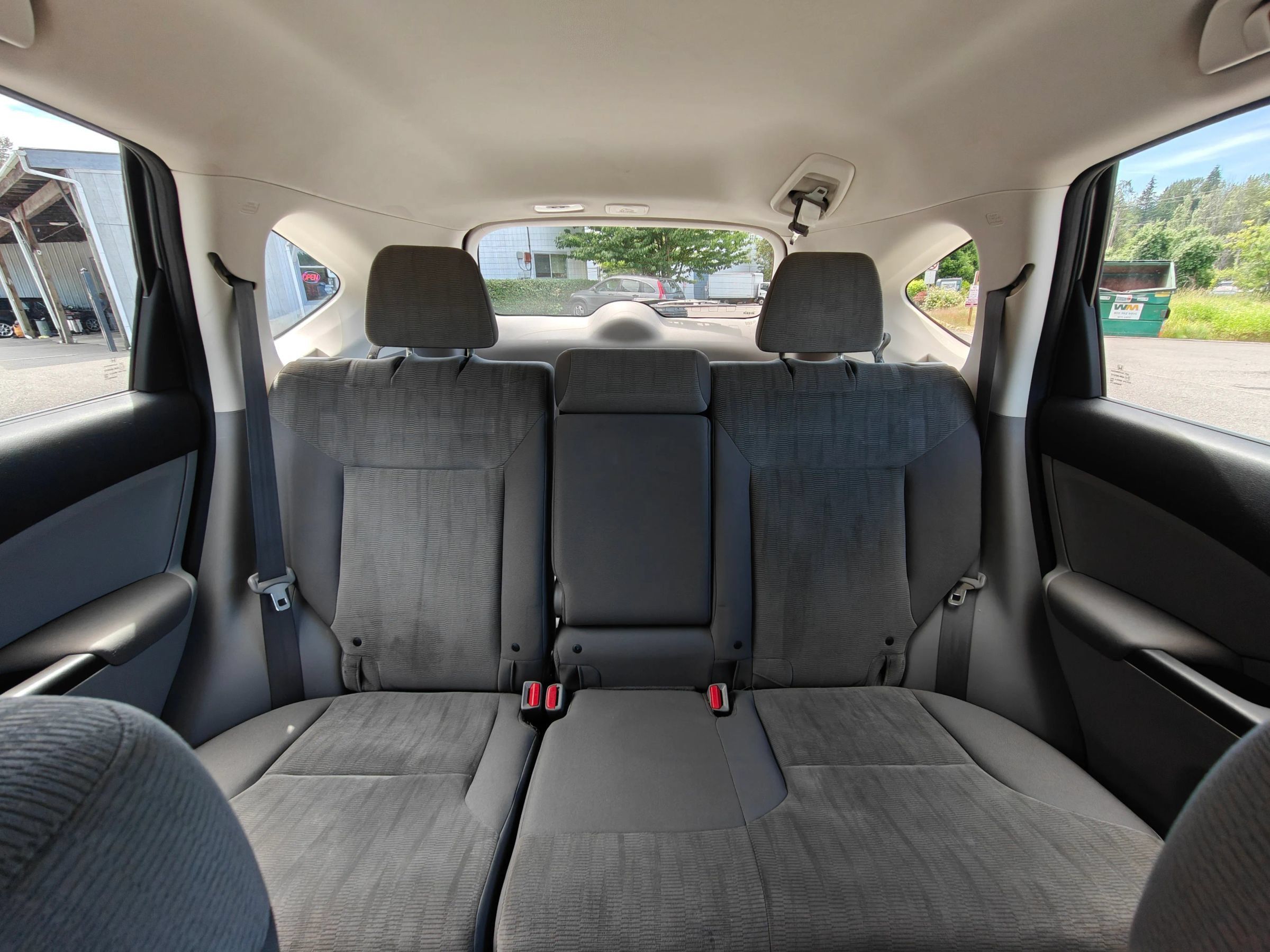 Used 2012 Honda CR-V LX image 37