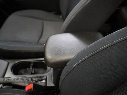 Used 2018 Subaru Forester 2.5i Premium image 23