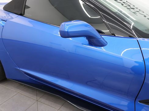 Used 2014 Chevrolet Corvette Stingray Convertible w/ 2LT Preferred Equipment Group RWD image 21