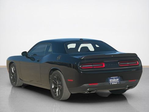 Used 2022 Dodge Challenger R/T w/ Blacktop Package image 5