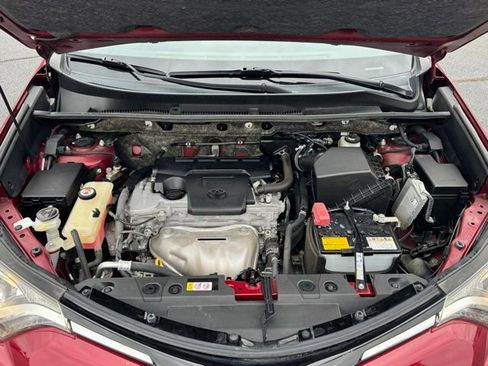 Used 2018 Toyota RAV4 LE w/ All Weather Liner Package image 30