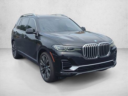 Used 2019 BMW X7 xDrive50i w/ Premium Package AWD/4WD image 3