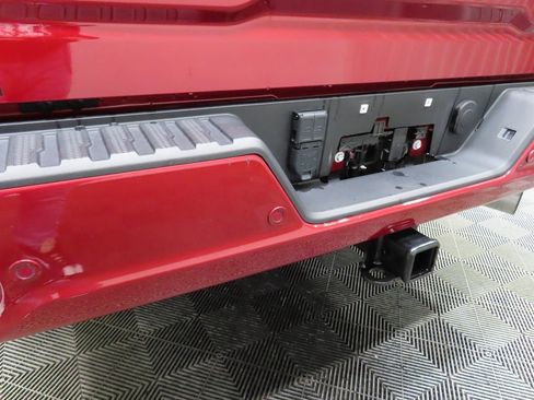 Used 2024 GMC Sierra 2500 Denali image 48