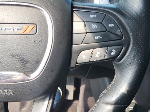 Used 2018 Dodge Durango R/T w/ Technology Group AWD/4WD image 23