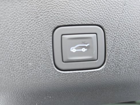 New 2026 Chevrolet Tahoe Premier image 13