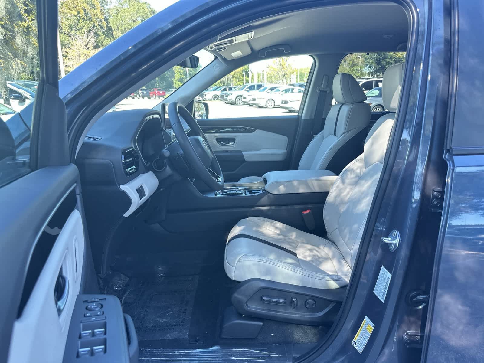 New 2026 Honda Pilot EX-L image 2