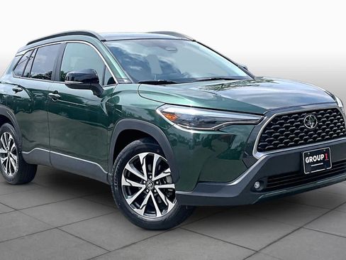 Certified 2025 Toyota Corolla Cross XLE AWD/4WD image 3