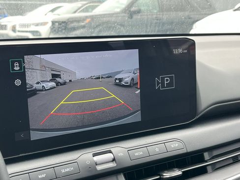 Used 2025 Kia K4 FWD image 23