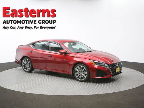 Used 2023 Nissan Altima 2.5 SL FWD image 48