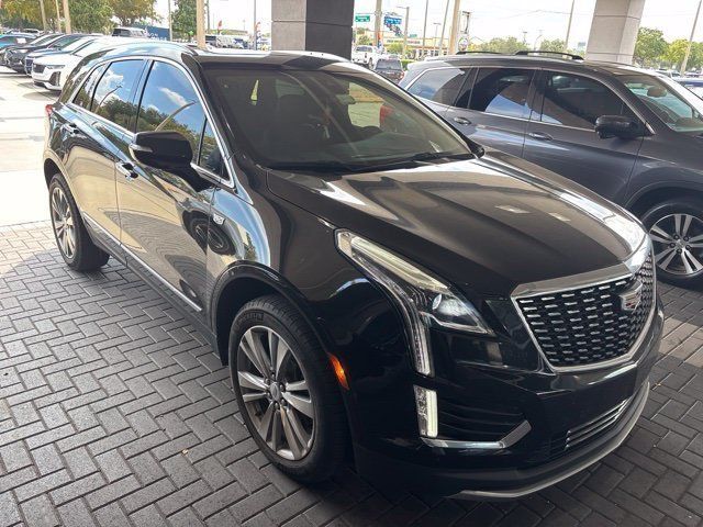 Used 2024 Cadillac XT5 Premium Luxury FWD image 1