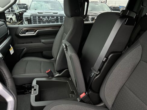 New 2026 GMC Sierra 1500 Elevation image 22