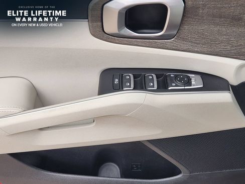 Used 2022 Kia Sorento EX w/ Panoramic Sunroof Package FWD image 21