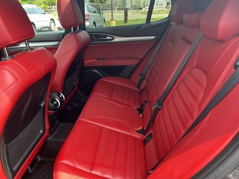 Used 2021 Alfa Romeo Stelvio Ti Sport AWD/4WD image 33