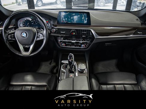 Used 2019 BMW 540i xDrive w/ Premium Package image 7