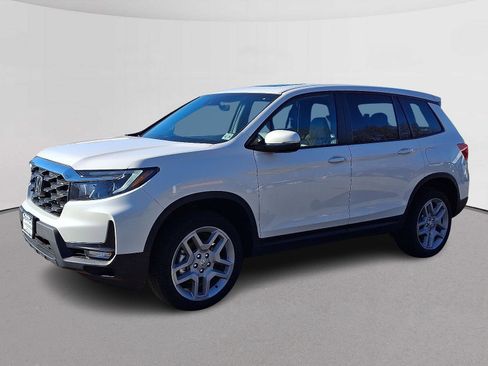 Certified 2024 Honda Passport EX-L image 5