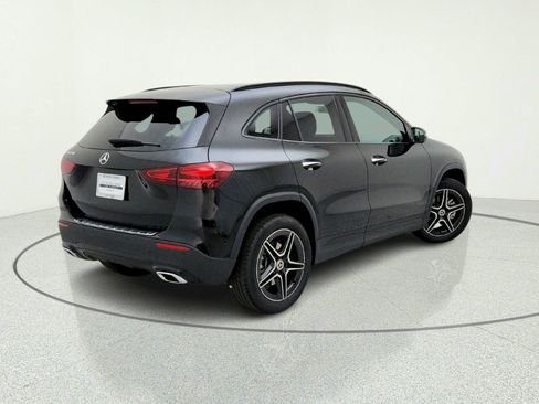 New 2026 Mercedes-Benz GLA 250 image 9