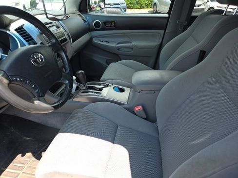 Used 2011 Toyota Tacoma 4x4 Double Cab w/ TRD Sport Pkg image 13