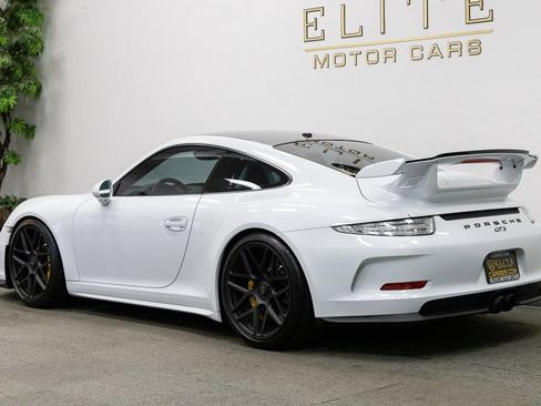 Used 2015 Porsche 911 GT3 image 3