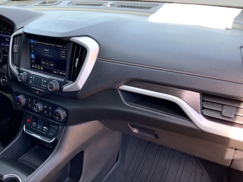 Used 2021 GMC Terrain SLT w/ Elevation Edition FWD image 18