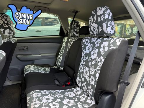 Used 2017 Toyota Prius V Five FWD image 14