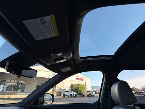 Used 2023 Kia Telluride SX Prestige X-Pro image 34