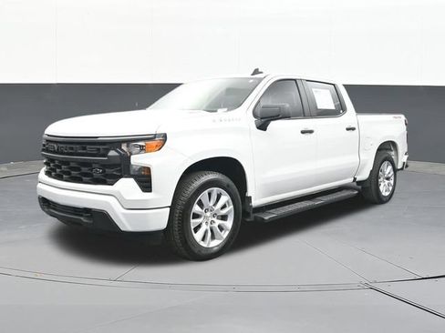 Used 2025 Chevrolet Silverado 1500 Custom AWD/4WD image 4