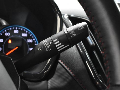 Used 2022 Chevrolet Equinox RS w/ RS Leather Package image 12