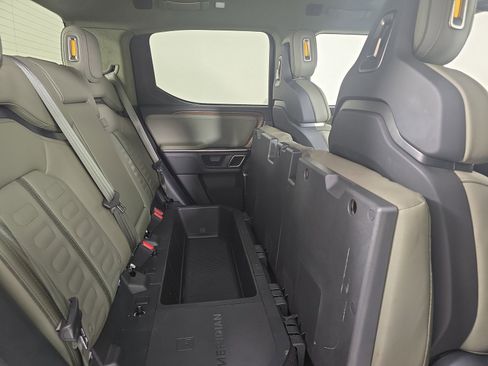 Used 2023 Rivian R1T Adventure image 24