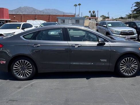 Used 2018 Ford Fusion Energi Titanium FWD image 9