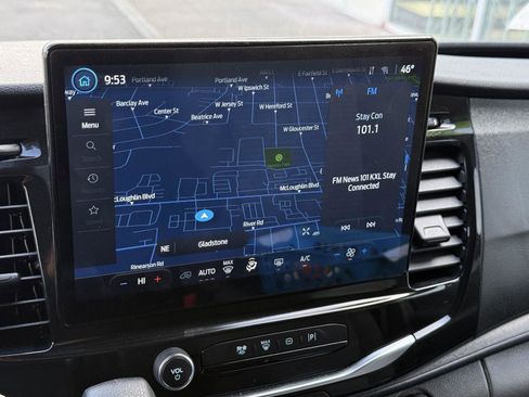 Used 2024 Ford Transit 350 XLT image 37