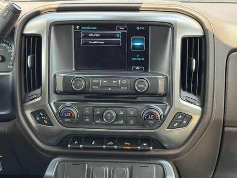 Used 2018 Chevrolet Silverado 1500 LTZ w/ Sport Package AWD/4WD image 13