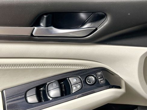 Used 2021 Nissan Altima 2.5 SV image 13