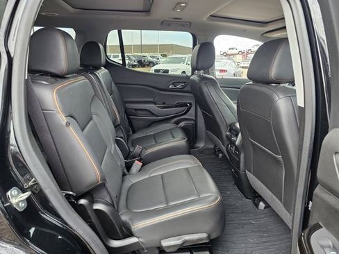 Used 2023 GMC Acadia AT4 w/ Technology Package image 30