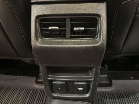 Used 2017 Ford Edge Sport w/ Technology Package image 28