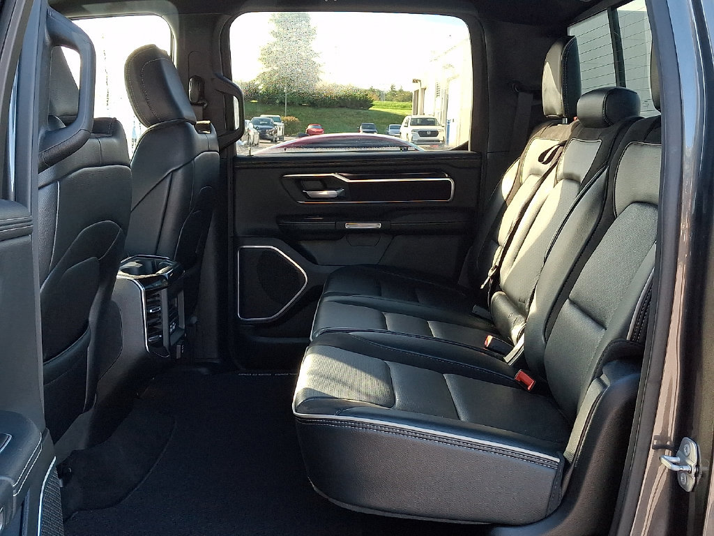 Used 2022 RAM 1500 Laramie w/ Sport Appearance Package AWD/4WD image 13